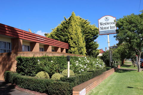 Westwood Motor Inn - Accommodation Main Beach 0