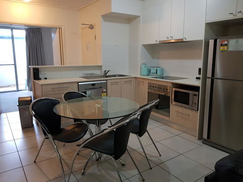 Whalecove Apartments - Accommodation Main Beach 3