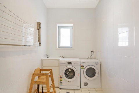 Wharf Apartment Unit 15 - Accommodation Main Beach 3