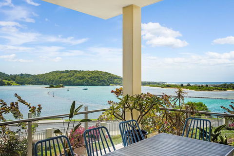 Wharf Apartment Unit 5 - Accommodation Main Beach 1