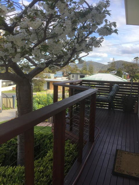 Wheel House Studio - Accommodation Main Beach 1