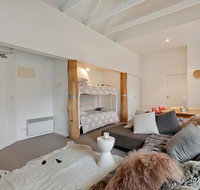 Whiskey Flat 2 - Accommodation Main Beach