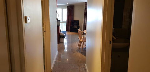 Whistler 1C - Accommodation Main Beach 2