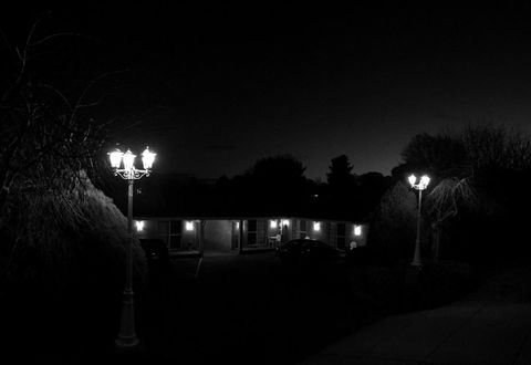 White Lanterns Motel - Accommodation Main Beach 0