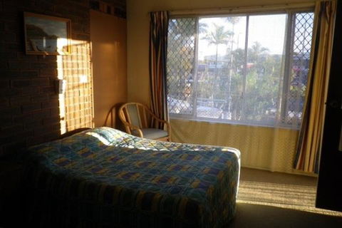 White Lanterns Motel - Accommodation Main Beach 2