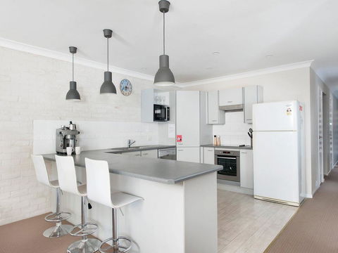 White Sands @ Fingal Bay - Accommodation Main Beach 0