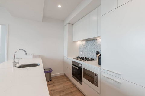 Whitehorse Tower 2 Bedroom 2 Bath - Accommodation Main Beach 2