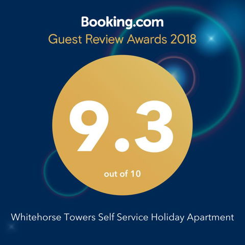 Whitehorse Towers Self Service Holiday Apartment - Accommodation Main Beach 3