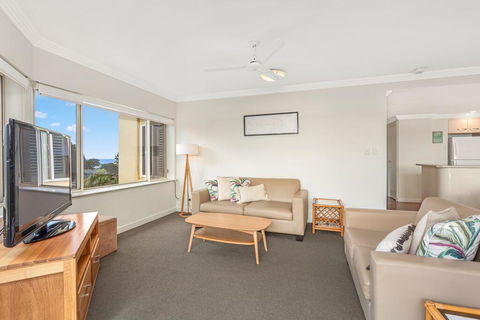 Whitesands 501 - Main Beach Location - Accommodation Main Beach 2