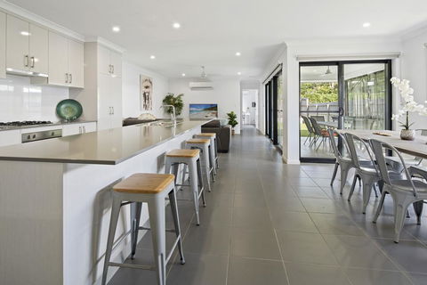 Whitsunday Family Escape - Accommodation Main Beach 0