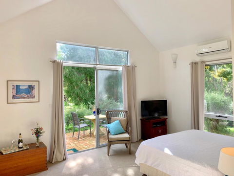 Wilderness House - Accommodation Main Beach 2