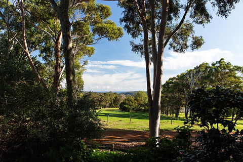 Wildwood Valley - Accommodation Main Beach 0
