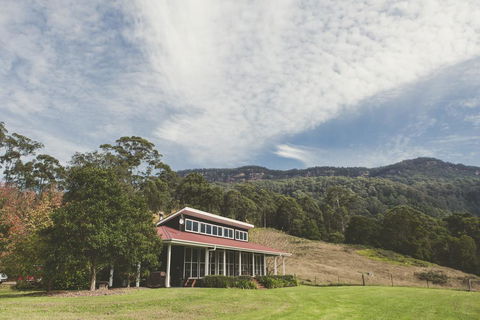 Willabrook Retreat - Mojo Cottage - Romantic Escape! - Accommodation Main Beach 0