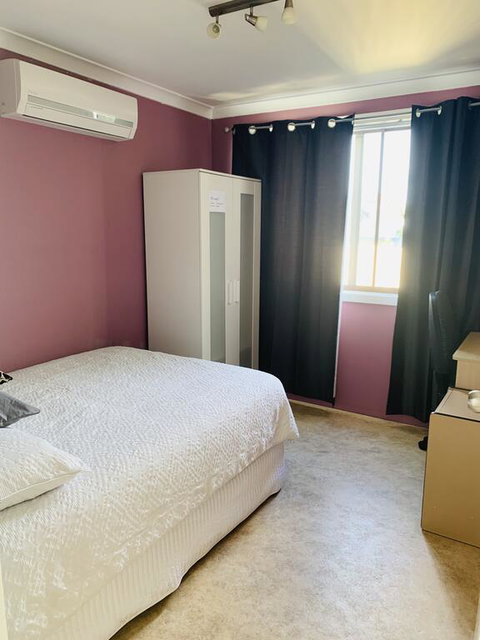 Willetton Homestays - Accommodation Main Beach 3
