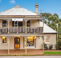 William Arnott Hotel - Accommodation Main Beach