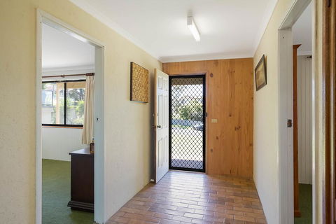Williams Wonder - Large Beach House - Accommodation Main Beach 3