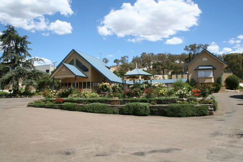 Willows Motel - Accommodation Main Beach 1