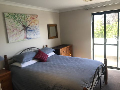 Wilton Place - Accommodation Main Beach 2