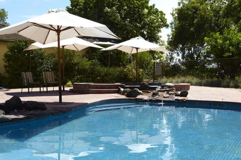 Winbi River Resort Holiday Rentals - Accommodation Main Beach 1