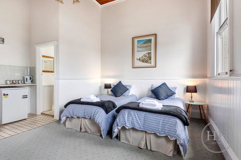 Windarra On High - Accommodation Main Beach 1