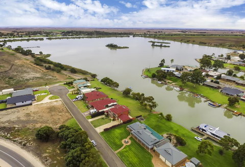 Windy's At Wellington - Accommodation Main Beach 2