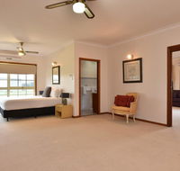 Wine Country Homestead 1br Studio - Accommodation Main Beach
