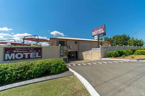 Winter Sun Motel - Accommodation Main Beach 2