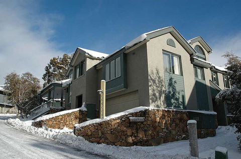 Wintergreen 3 - Accommodation Main Beach 0