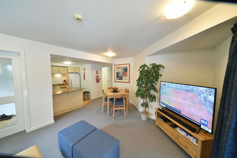 Wintergreen 3 - Accommodation Main Beach 3
