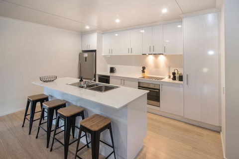 Wirraway Luxury Chalet - Accommodation Main Beach 1