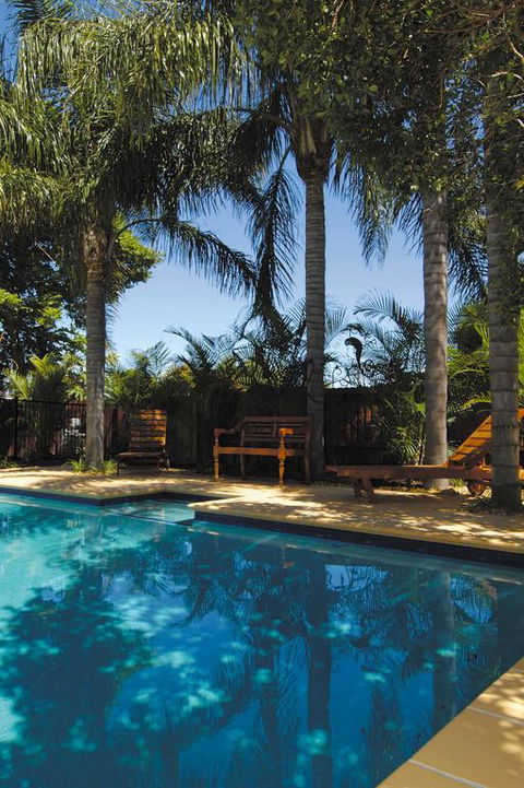 Wiss House Bed & Breakfast - Accommodation Main Beach 3