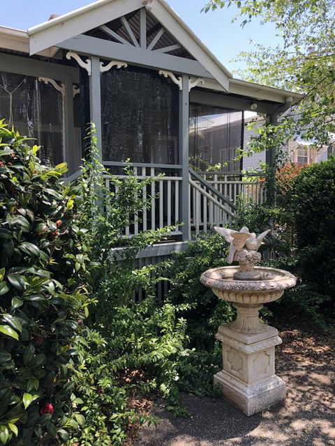 Wisteria Cottage 95 Main Western Road - Accommodation Main Beach 3