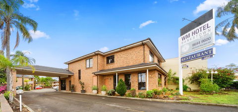 WM Hotel Bankstown - Accommodation Main Beach 1