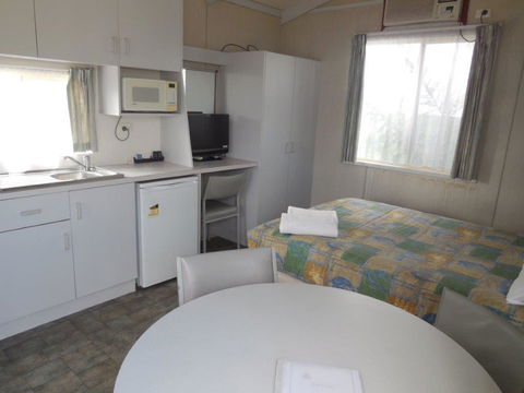 Wodonga Caravan & Cabin Park - Accommodation Main Beach 2