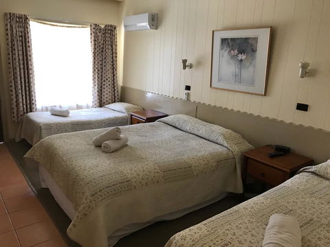 Woodmans Hill Motel - Accommodation Main Beach 2