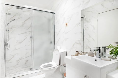 Woody Lifestyle One Bedroom Apartment - Accommodation Main Beach 1