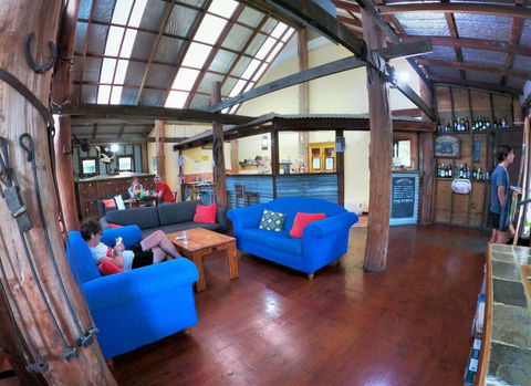 Woolshed Eco Lodge - Accommodation Main Beach 0