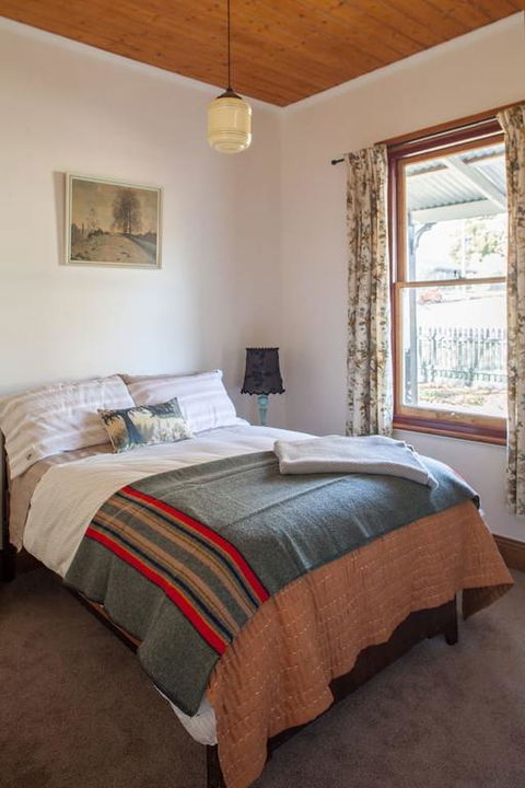Wormwood House - Accommodation Main Beach 3