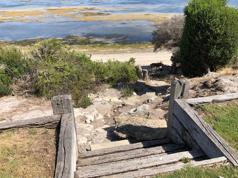 Wrightaway - Accommodation Main Beach 1