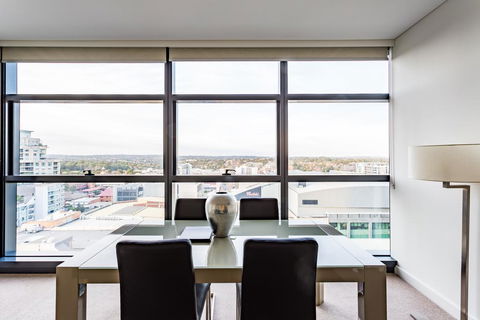Wyndel Apartments Chatswood - Premium Apartment - Accommodation Main Beach 3