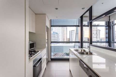 Wyndel Apartments Chatswood - Premium Apartment - Accommodation Main Beach 1