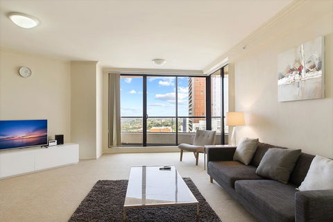 Wyndel Apartments St Leonards - Sergeants - Accommodation Main Beach 1