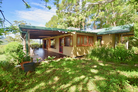 Wyndella Retreat - Accommodation Main Beach 0