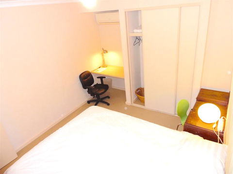 Wyndham Street Lodge - Accommodation Main Beach 3