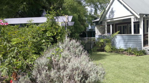 Wyreepi River Cottage - Accommodation Main Beach 0