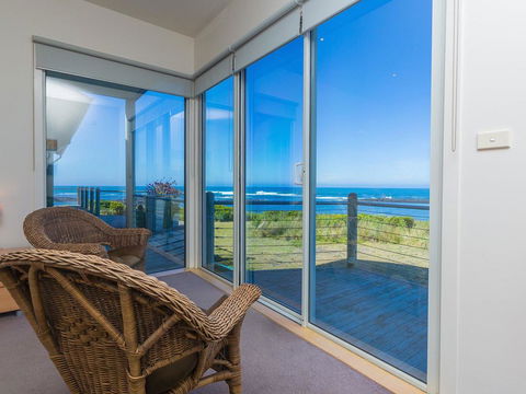 WYTONIA 1 - Accommodation Main Beach 3