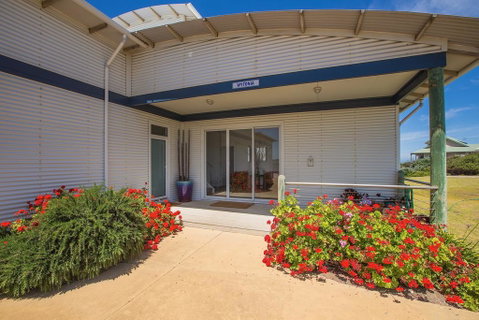 Wytonia Beachfront Accommodation - Accommodation Main Beach 1