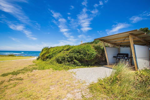 Wytonia Beachfront Accommodation - Accommodation Main Beach 2