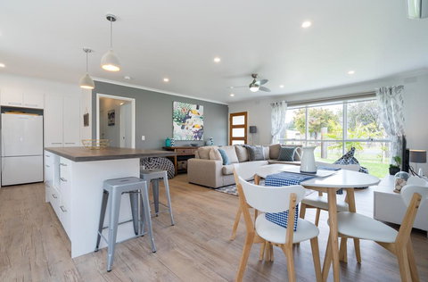 Xanadu Shores - Accommodation Main Beach 3