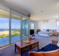 WYTONIA 3 PENTHOUSE - Accommodation Main Beach